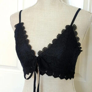 Urmoda | Lace Black Crop Top